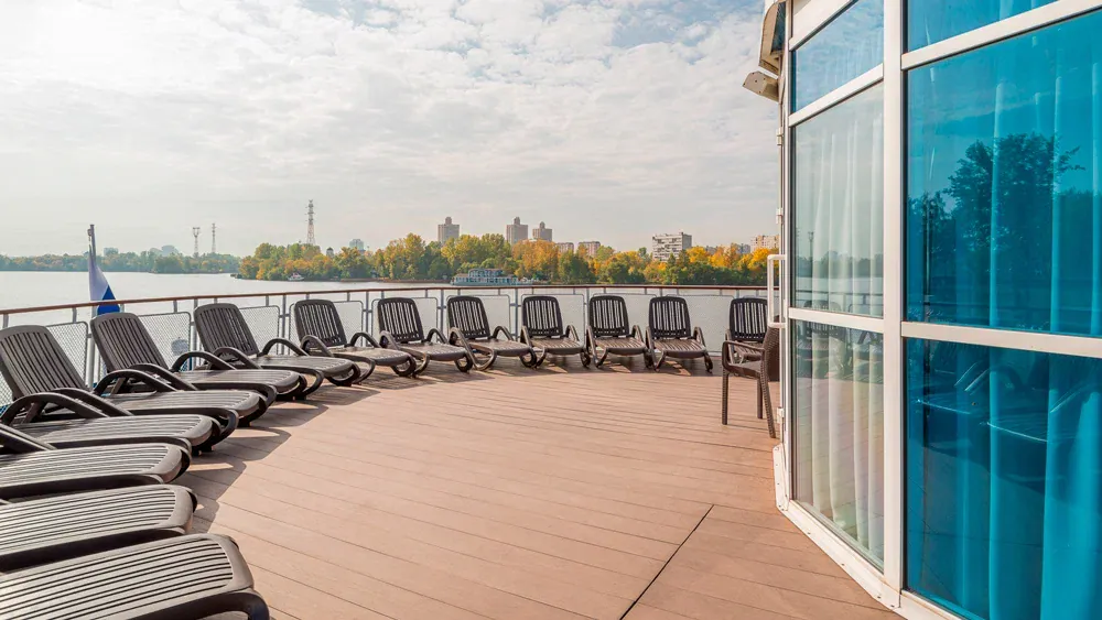 Идеальный чемодан:  полный чек-лист для речного круиза от MareRus