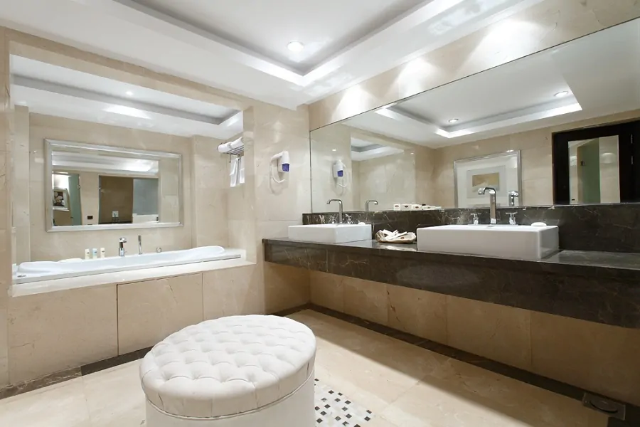Royal Suite