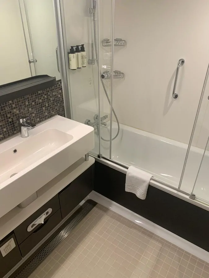 С балконом Oceanview stateroom with balcony (BCA)
