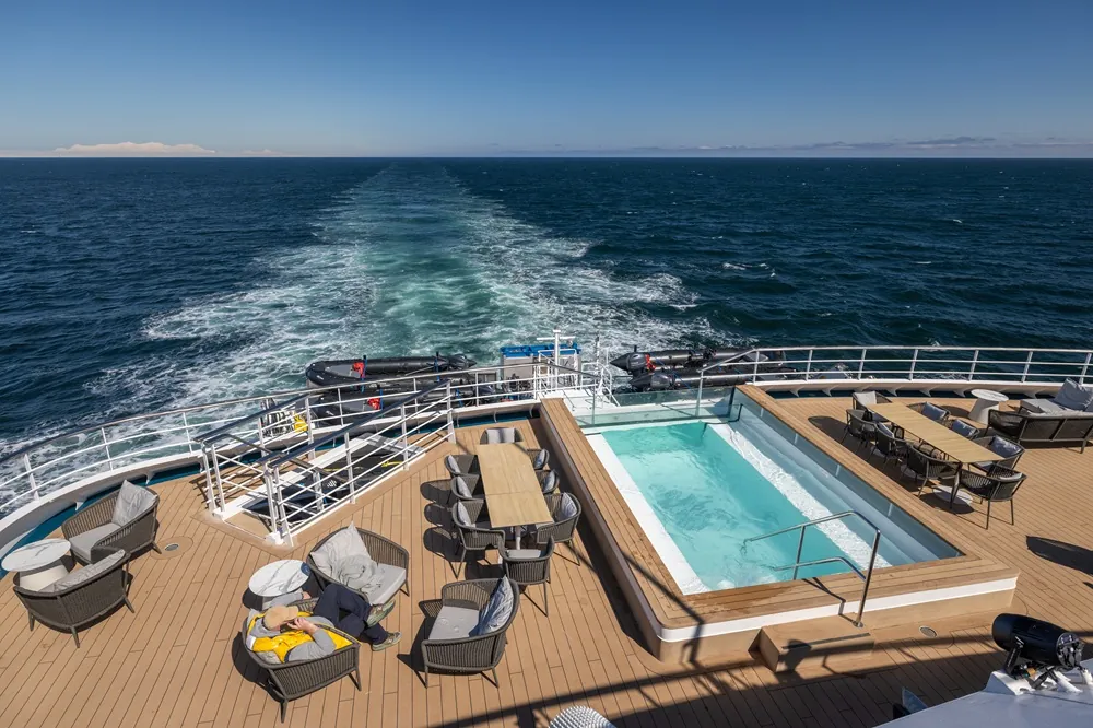 SH Minerva. Wild Life (Русскоязычная группа)