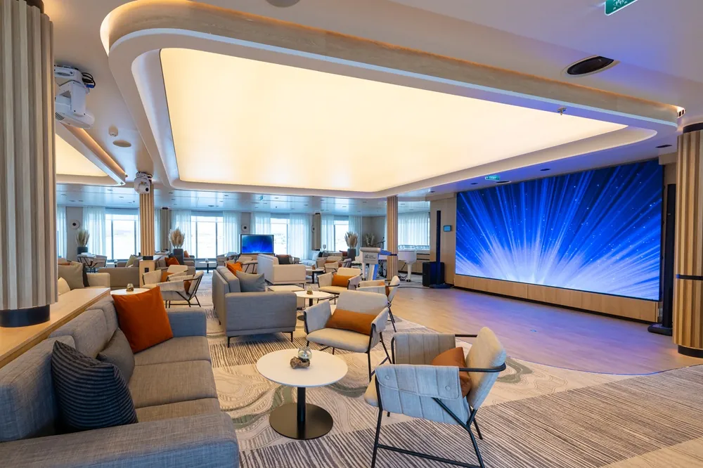 SH Minerva. Wild Life (Русскоязычная группа)