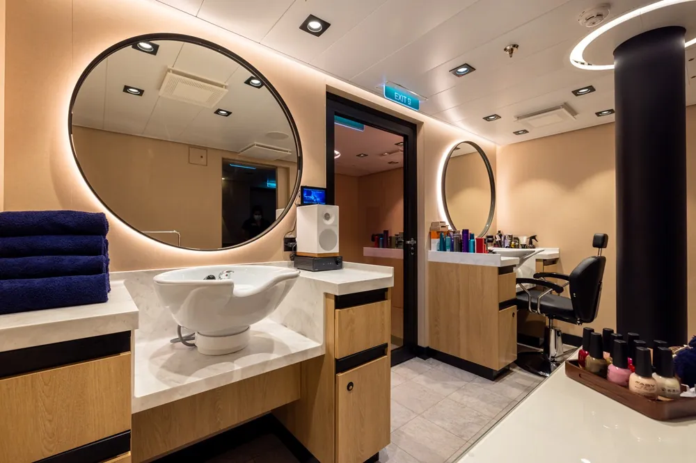 SH Minerva. Wild Life (Русскоязычная группа)