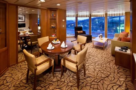 Сьют Celebrity Suite (CS)