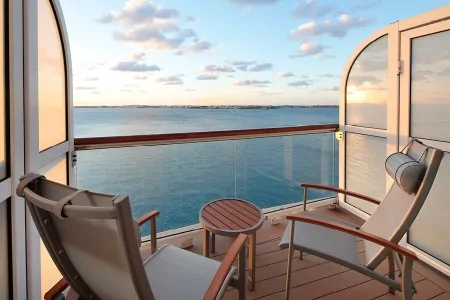 С балконом Sunset Veranda (SV)
