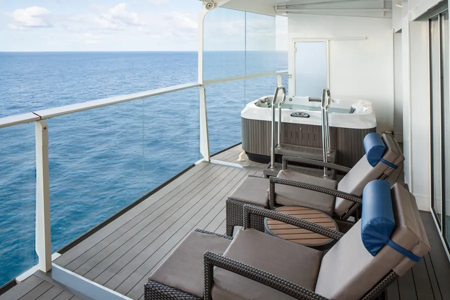Сьют Royal Family Suite with Balcony (GT)