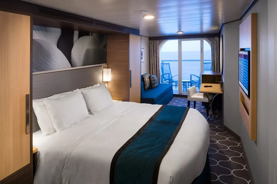 С балконом Superior Ocean View Stateroom with Lardge Balcony (2C)